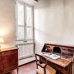 Borgo Pio Passetto Papale Roma