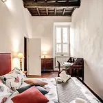Daire Borgo Pio Passetto Papale *