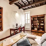 Borgo Pio Passetto Papale Daire