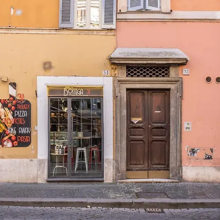 Borgo Pio Passetto Papale * Rom
