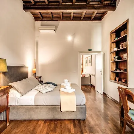 Borgo Pio Passetto Papale *