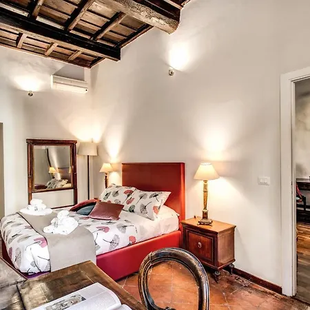 Daire Borgo Pio Passetto Papale Roma