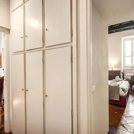 Borgo Pio Passetto Papale Daire Roma