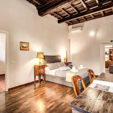 Daire Borgo Pio Passetto Papale *