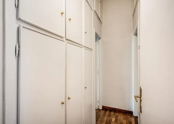 Borgo Pio Passetto Papale *